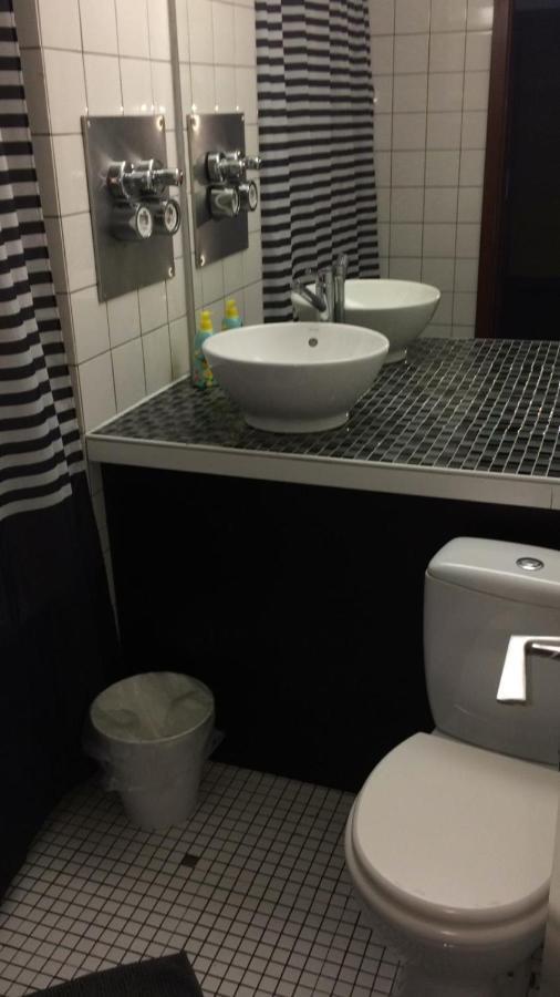 Downtown Ehrenfeld Apartment โคโลญ ภายนอก รูปภาพ